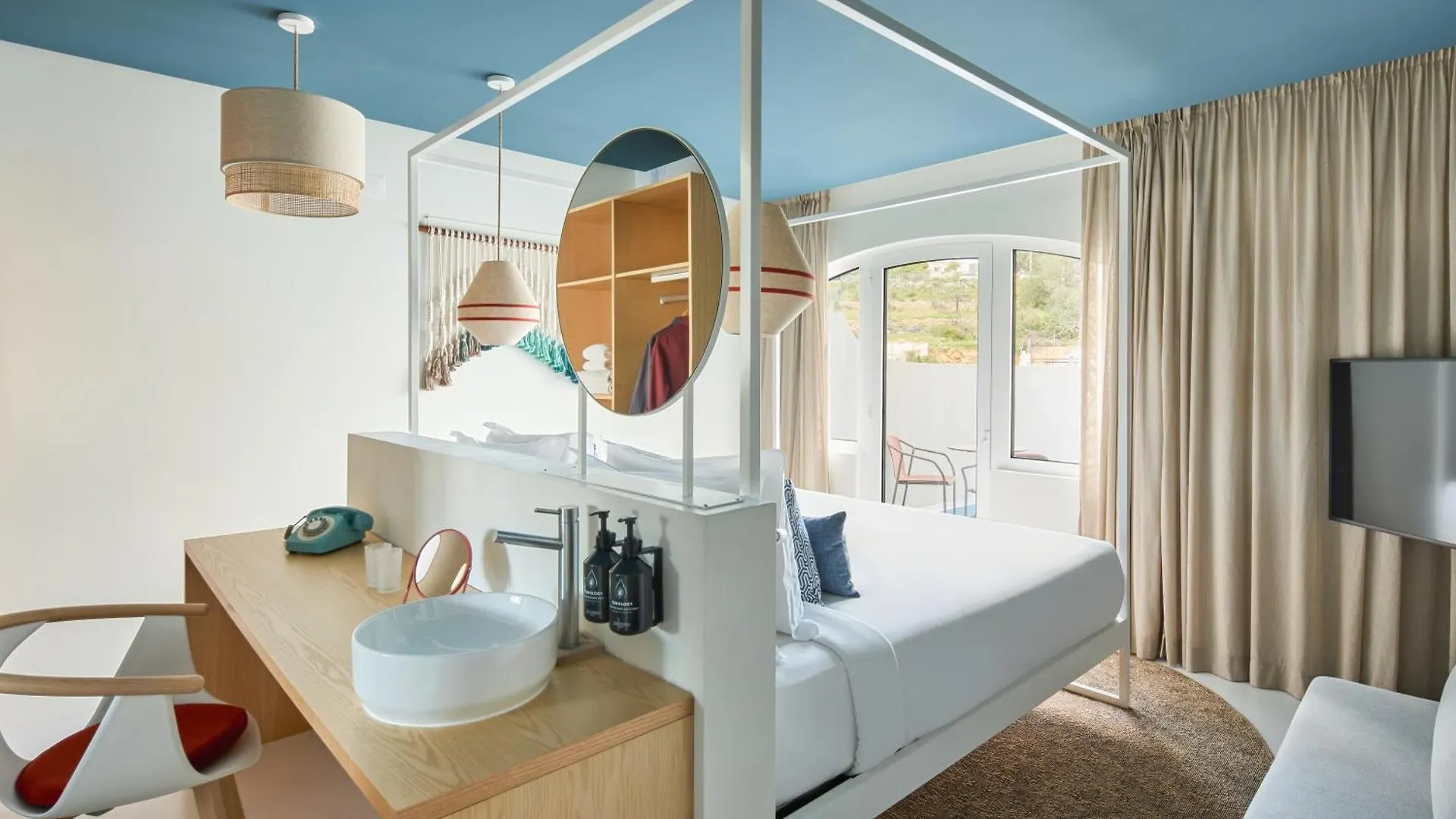 Hotel Indigo Albufeira By Ihg (Adults Only) 4*,  Portugal