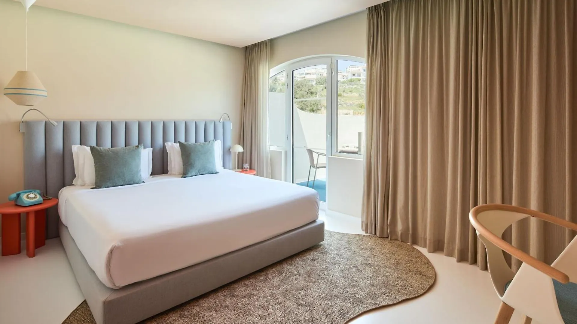 Hotel Indigo Albufeira By Ihg (Adults Only) 4*,