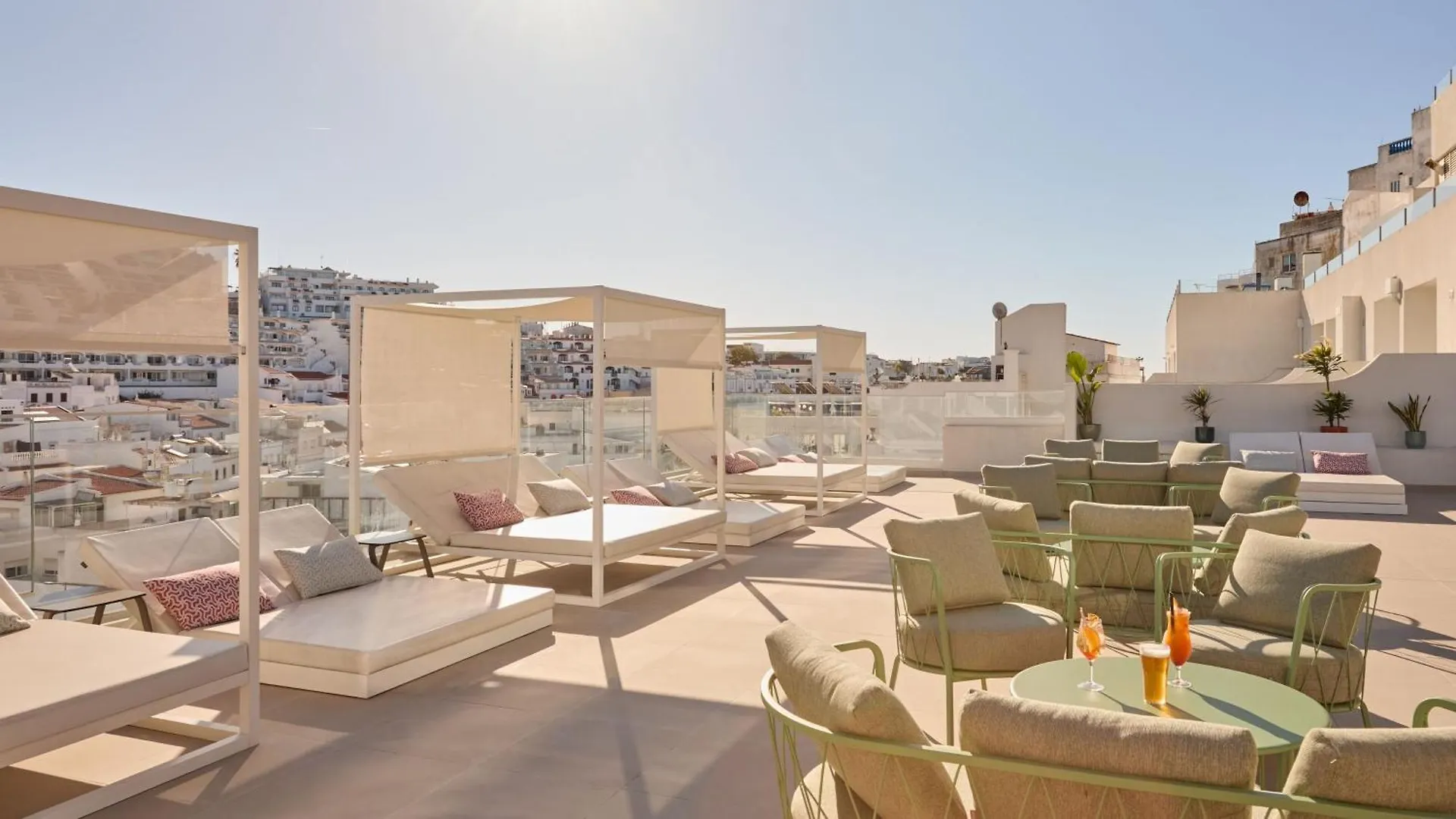 Hotel Indigo Albufeira By Ihg (Adults Only) 4*,